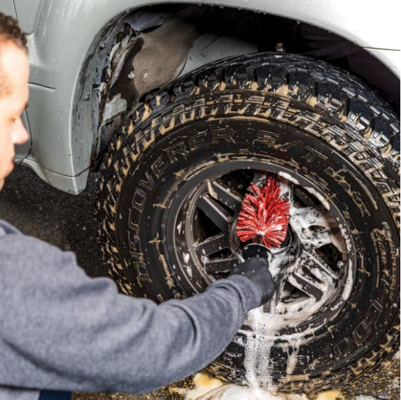 Bendable Wheel Brush for all Vehicles